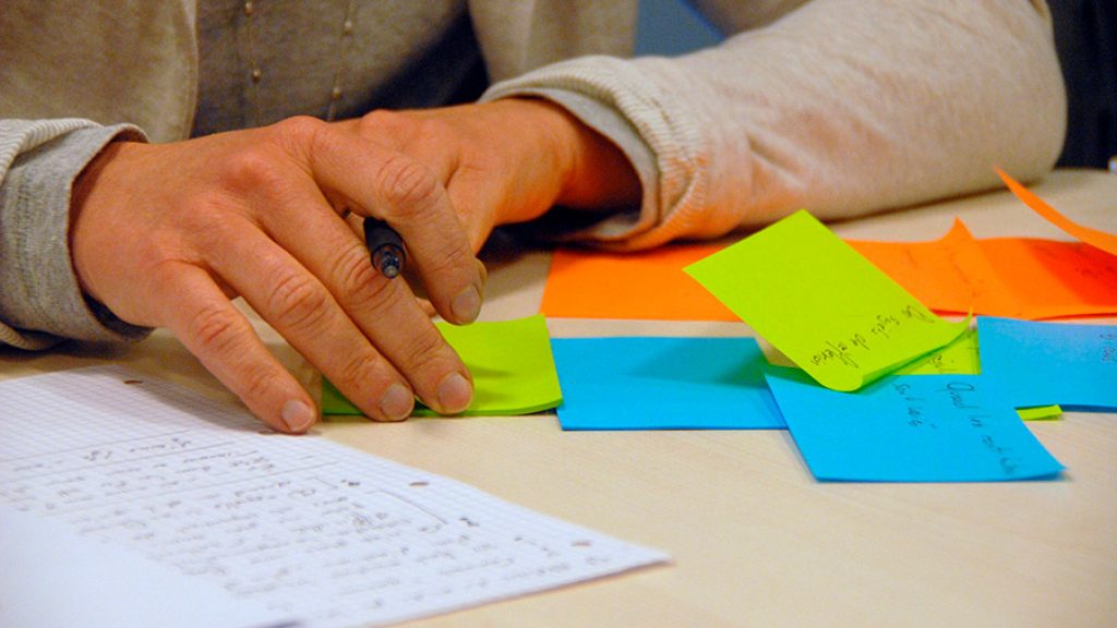 brainstorming-441010_1920